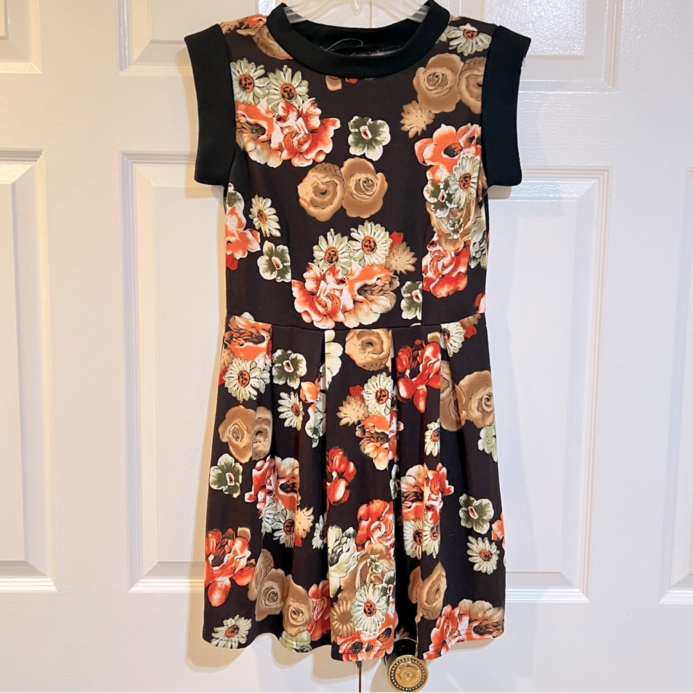 Floral -Knit Fit & Flare Mini Dress-Sz S by Red-NWOT